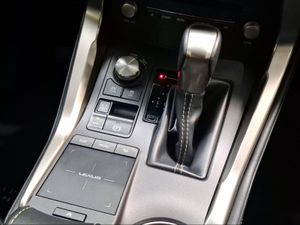 Lexus NX 2.5 300h Business Navigation 2WD  - Foto 14