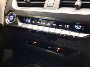 Lexus UX 2.0 250h Style  - Foto 15