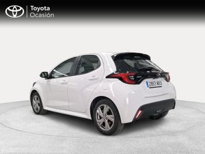 Toyota Yaris 1.5 120H Active Plus  - Foto 3