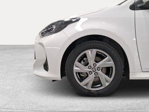 Toyota Yaris 1.5 120H Active Plus  - Foto 17