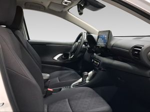 Toyota Yaris 1.5 120H Active Plus  - Foto 7