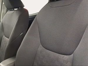 Toyota Yaris 1.5 120H Active Plus  - Foto 22