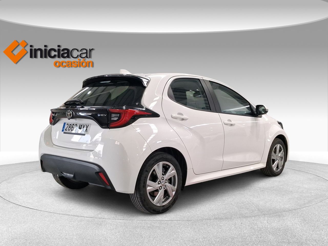 Toyota Yaris 1.5 120H Active Plus  - Foto 19