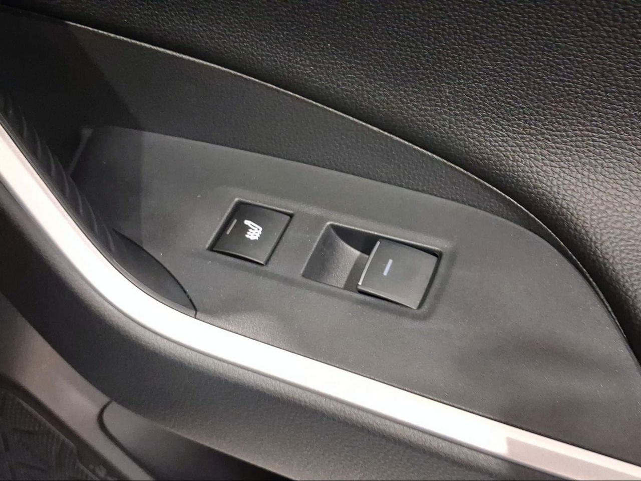 Toyota Rav4 2.5l PLUG-IN 300PH (e-CVT) Advance  - Foto 25