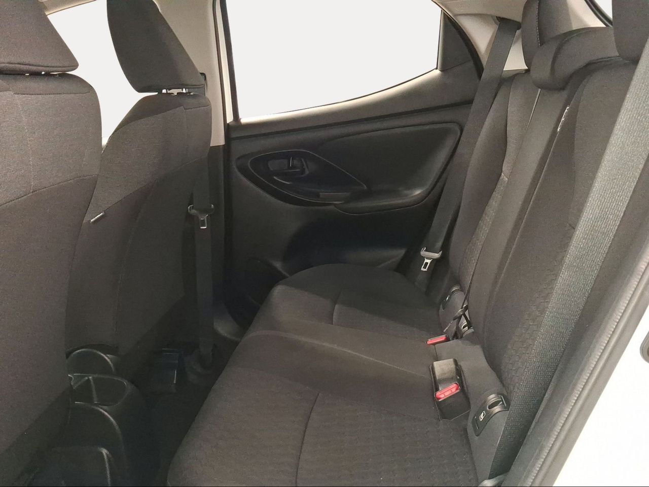 Toyota Yaris 1.5 125 S-Edition  - Foto 12
