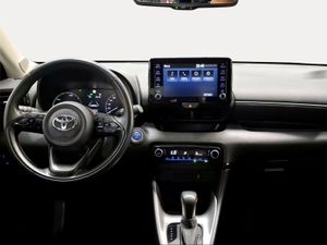 Toyota Yaris 1.5 120H Active Tech  - Foto 9