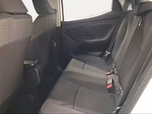 Toyota Yaris 1.5 120H Active Tech  - Foto 12