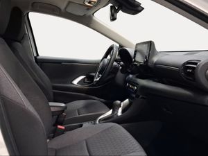 Toyota Yaris 1.5 120H Active Tech  - Foto 7