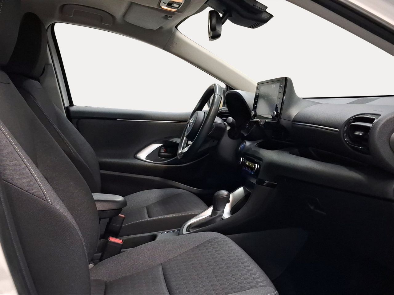 Toyota Yaris 1.5 120H Active Tech  - Foto 7