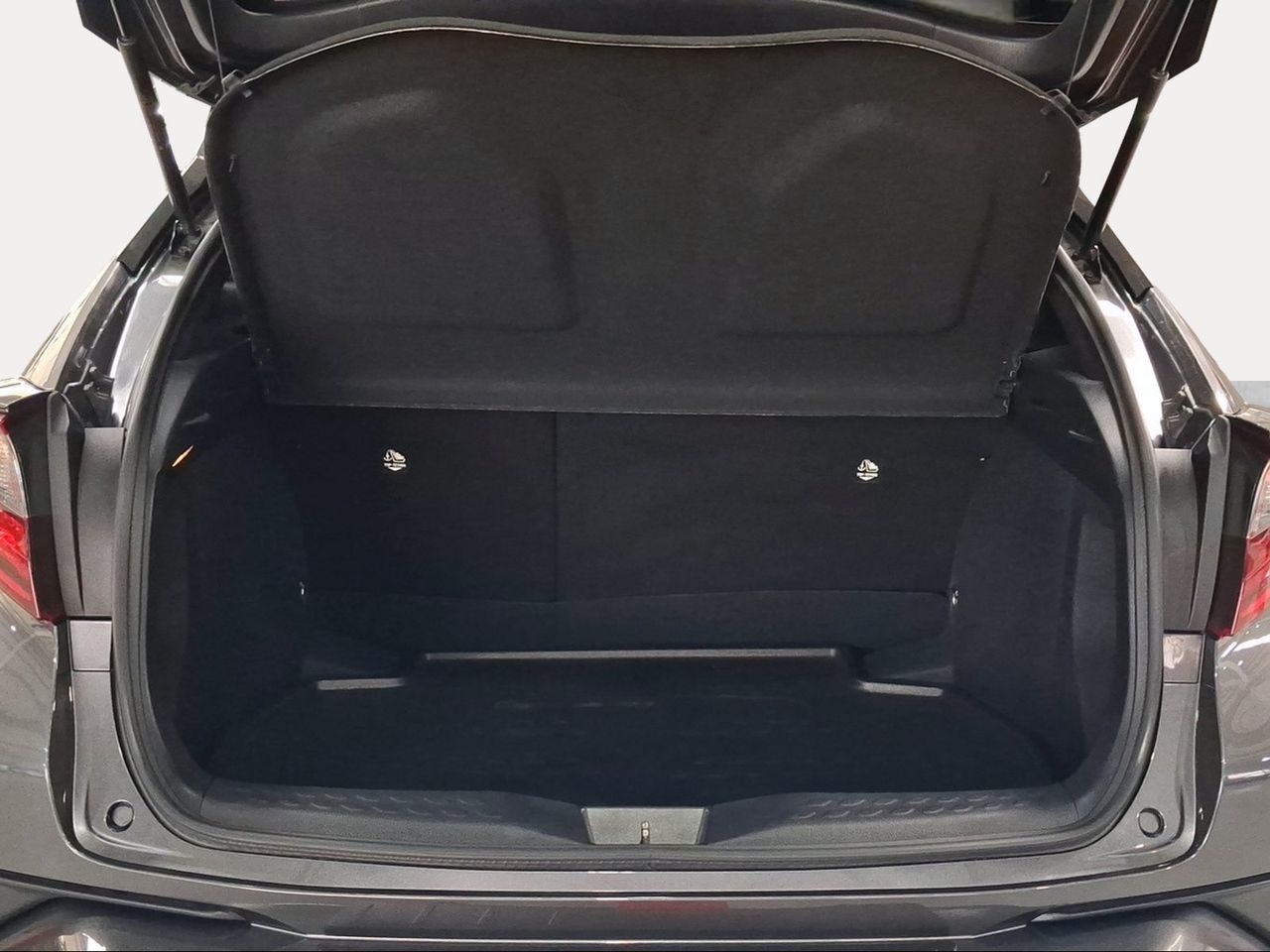Toyota C-HR 1.8 125H Advance  - Foto 11