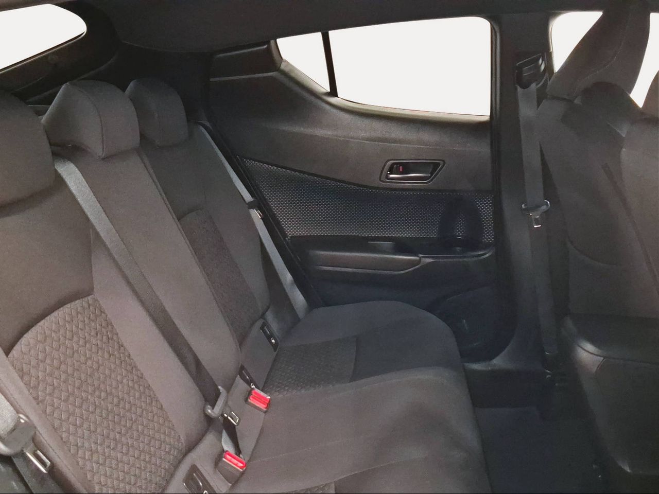 Toyota C-HR 1.8 125H Advance  - Foto 8