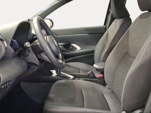 Toyota Yaris Cross 1.5 120H Active Tech Pack Confort  - Foto 13