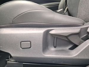 Toyota Corolla 140H Style Touring Sport  - Foto 23