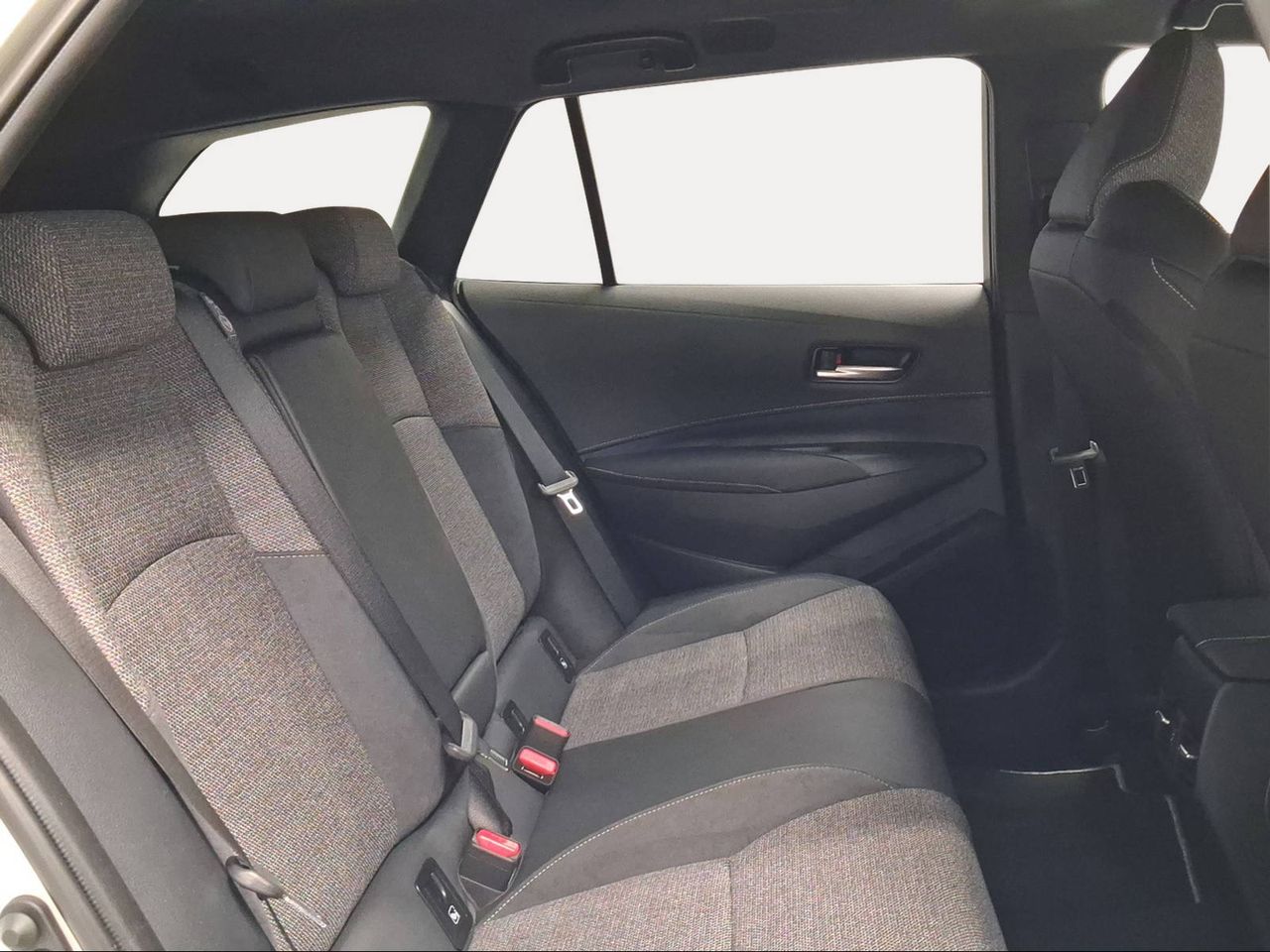 Toyota Corolla 140H Style Touring Sport  - Foto 8