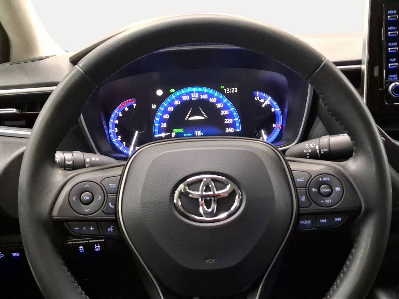 Toyota Corolla 1.8 125H STYLE E-CVT SEDAN  - Foto 14