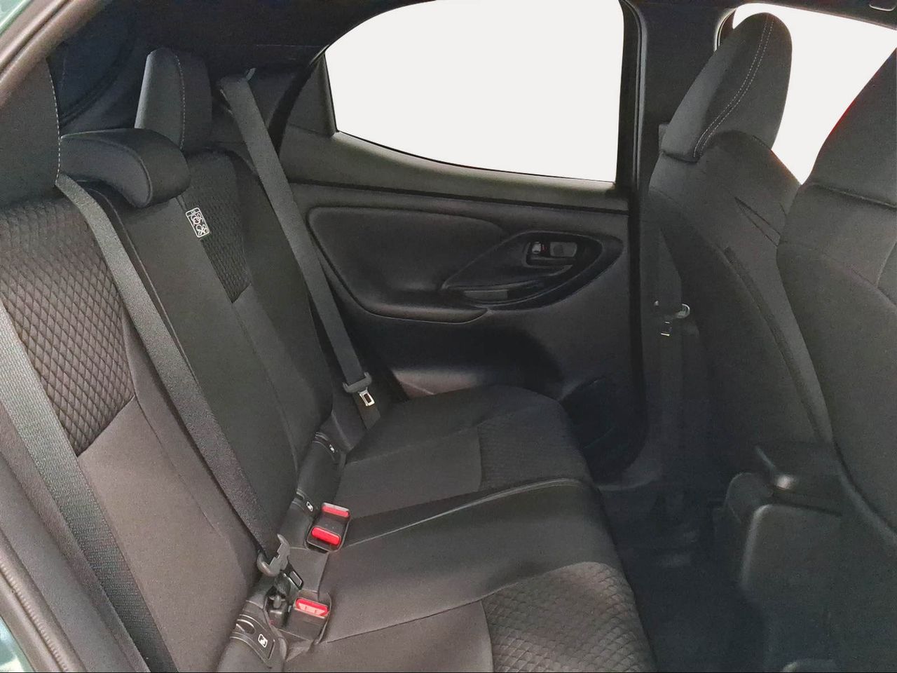 Toyota Yaris 1.5 120H Style  - Foto 8