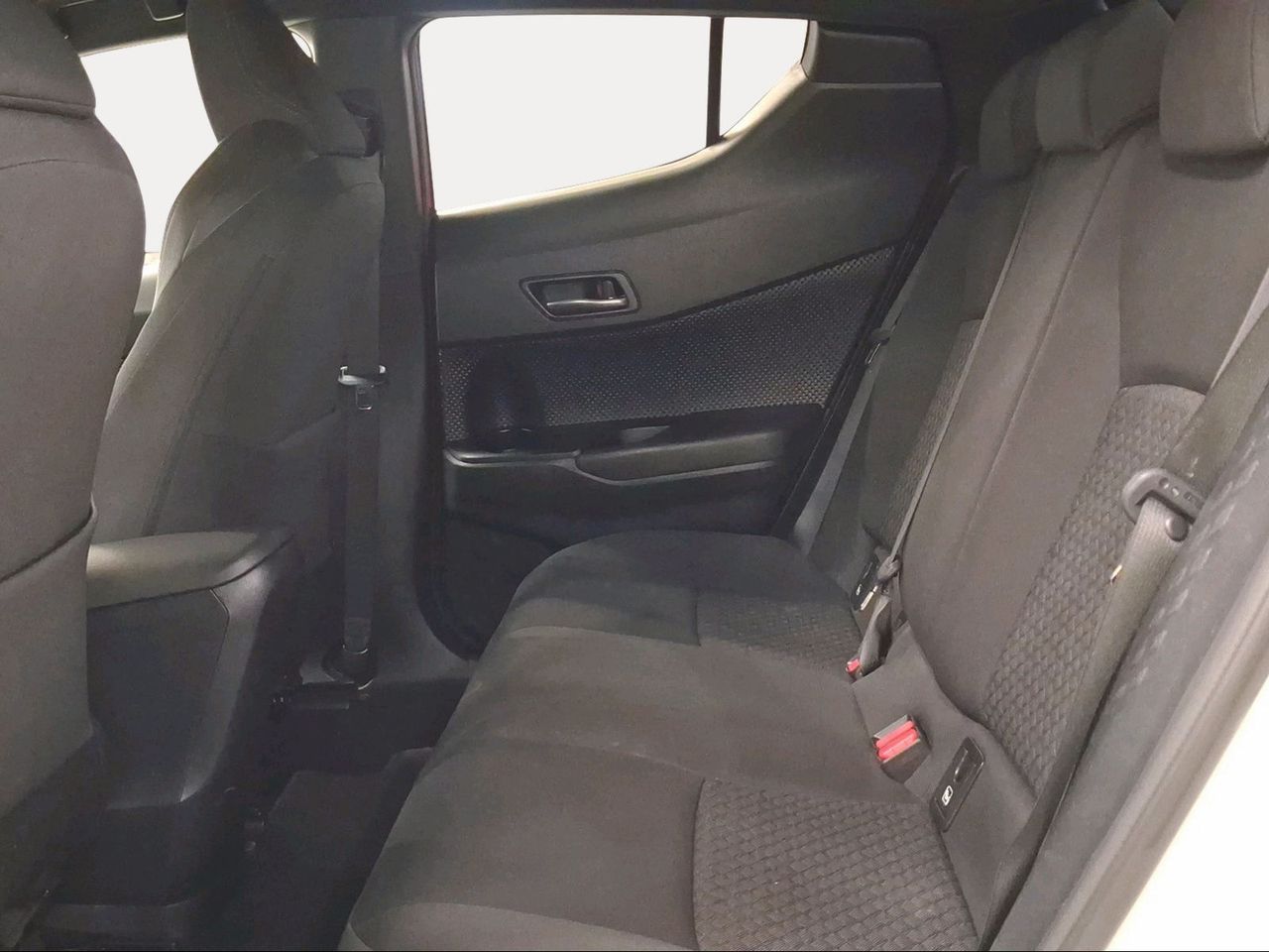 Toyota C-HR 1.8 125H Advance  - Foto 12