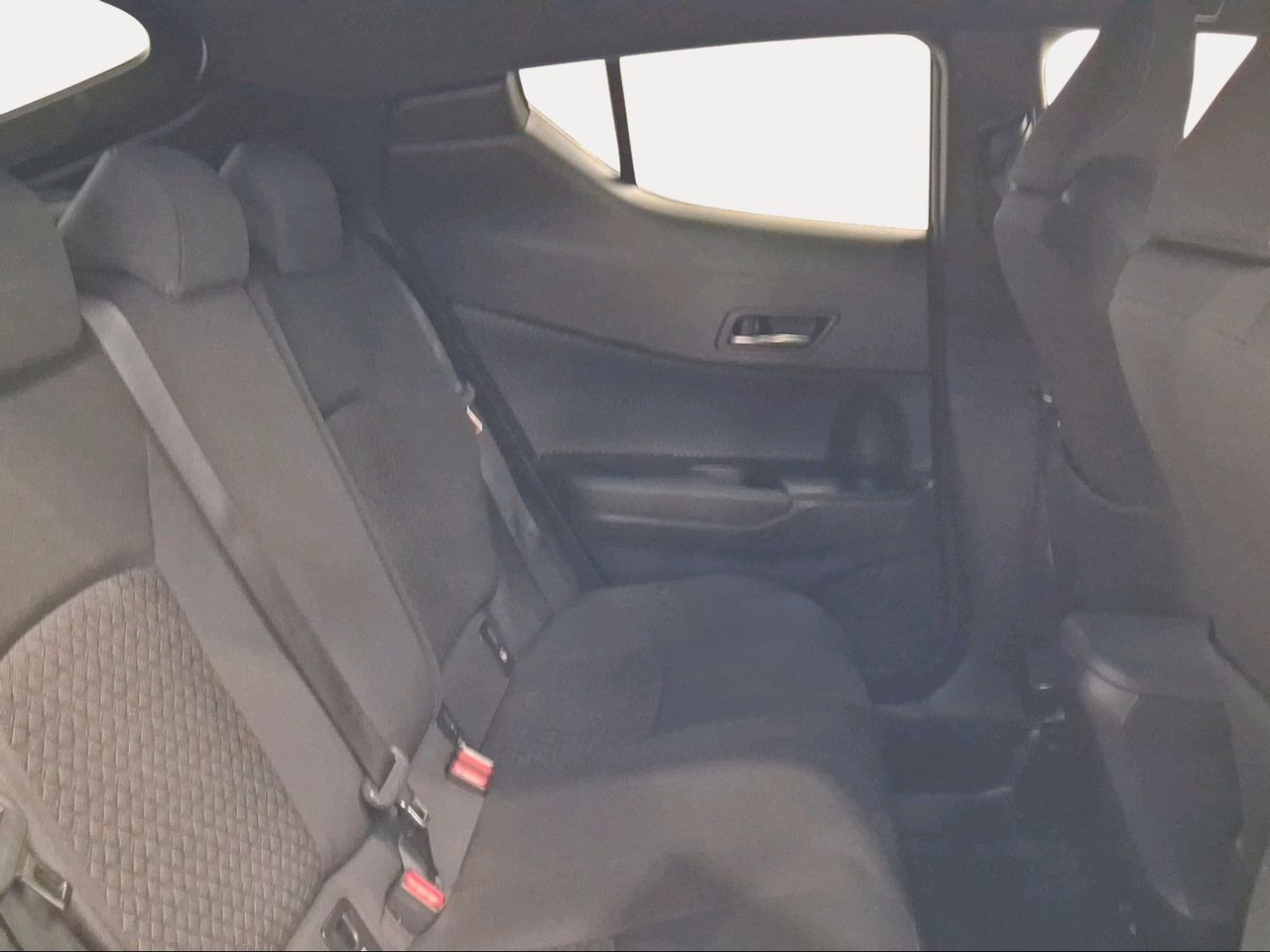 Toyota C-HR 1.8 125H Advance  - Foto 8