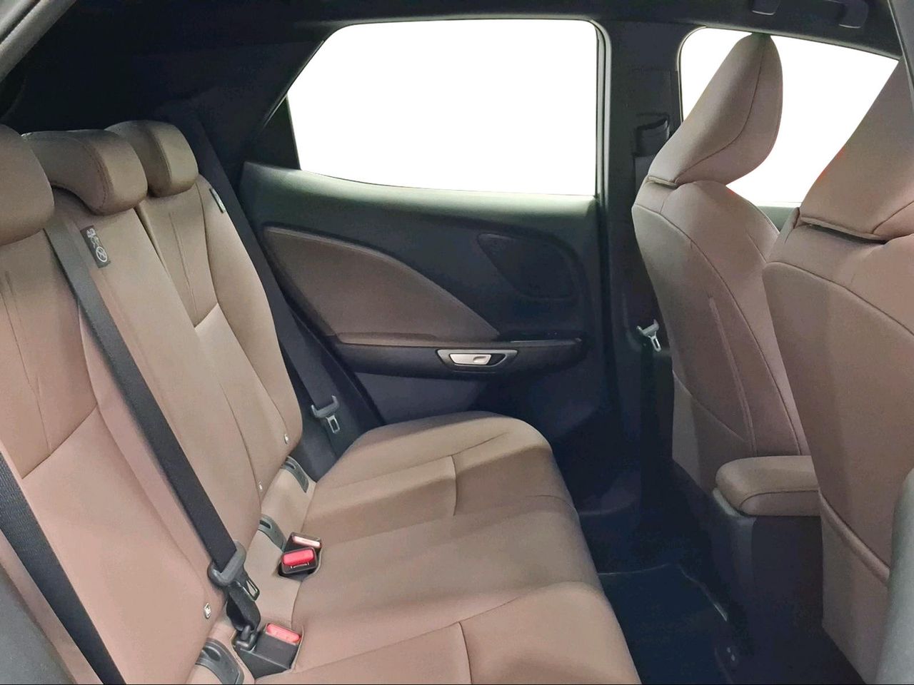 Lexus LBX 1.5 136cv HEV Elegant  - Foto 8
