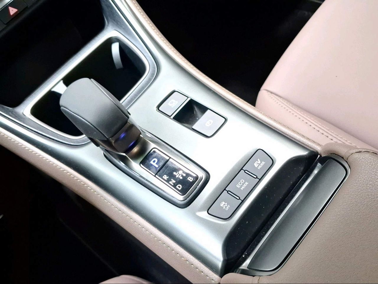 Lexus LBX 1.5 136cv HEV Elegant  - Foto 15