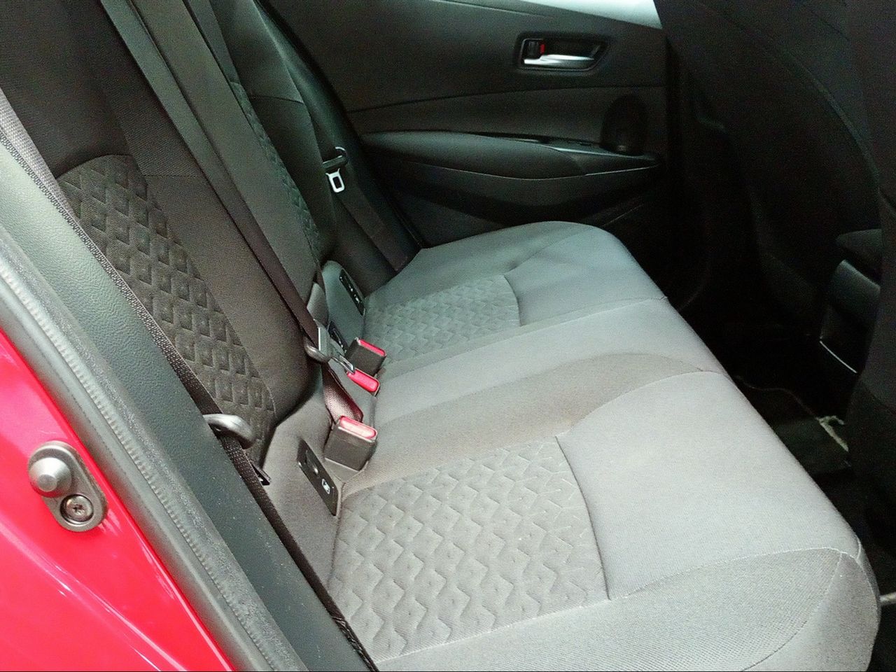 Toyota Corolla 1.8 125H ACTIVE TECH E-CVT  - Foto 8