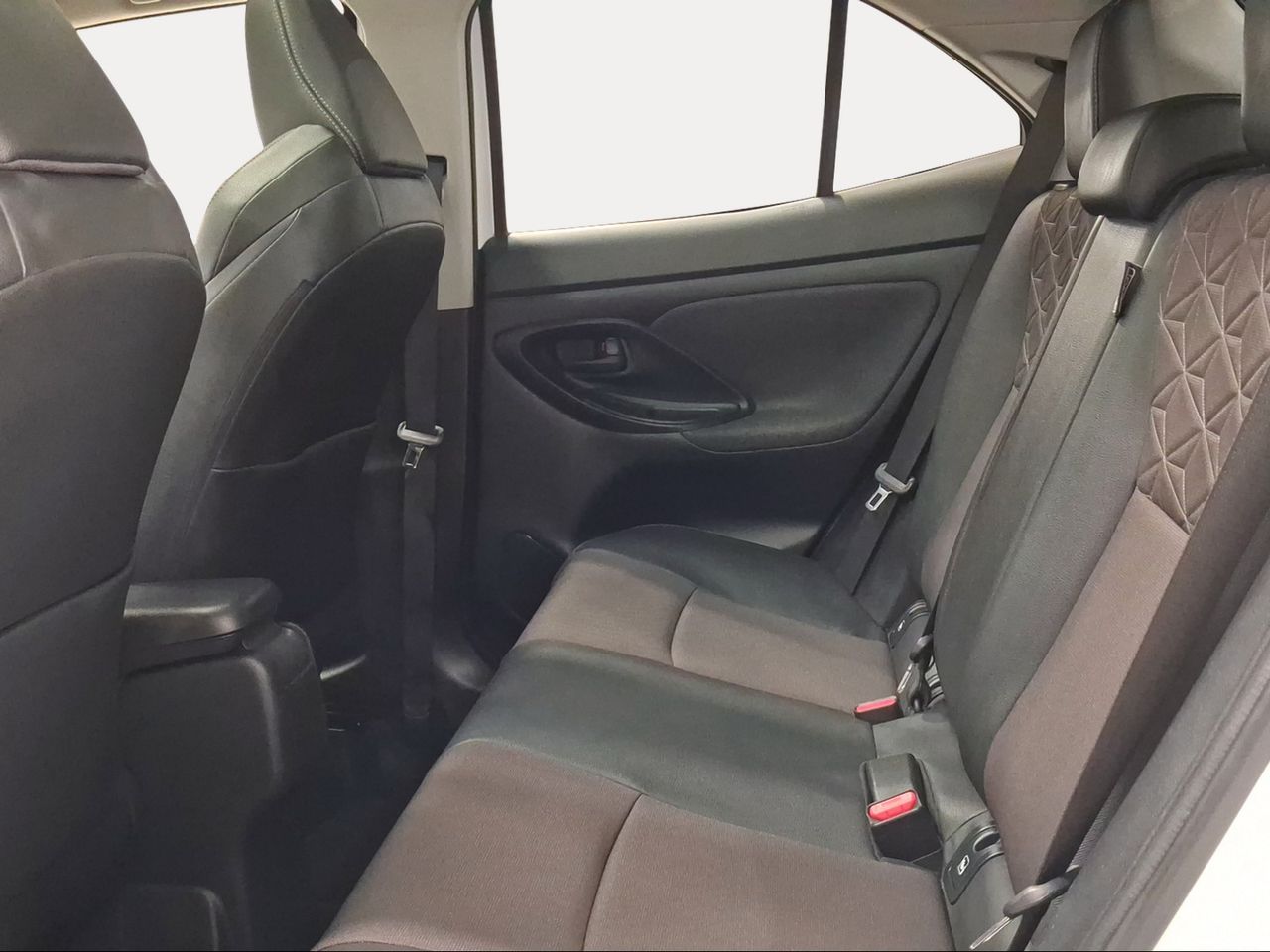 Toyota Yaris Cross 1.5 120H Style Plus  - Foto 12