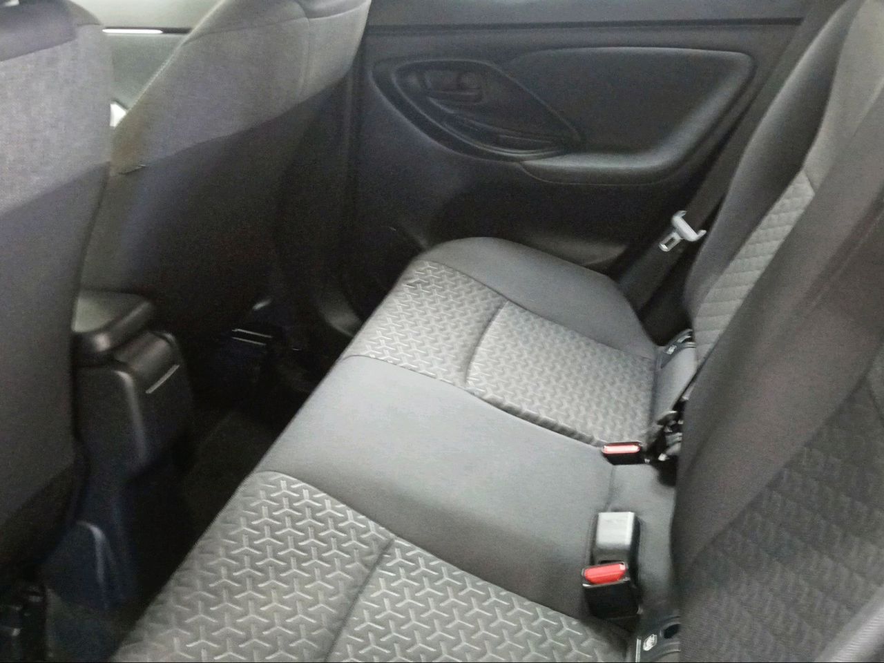 Toyota Yaris Cross 1.5 120H Active Tech Pack Confort  - Foto 12