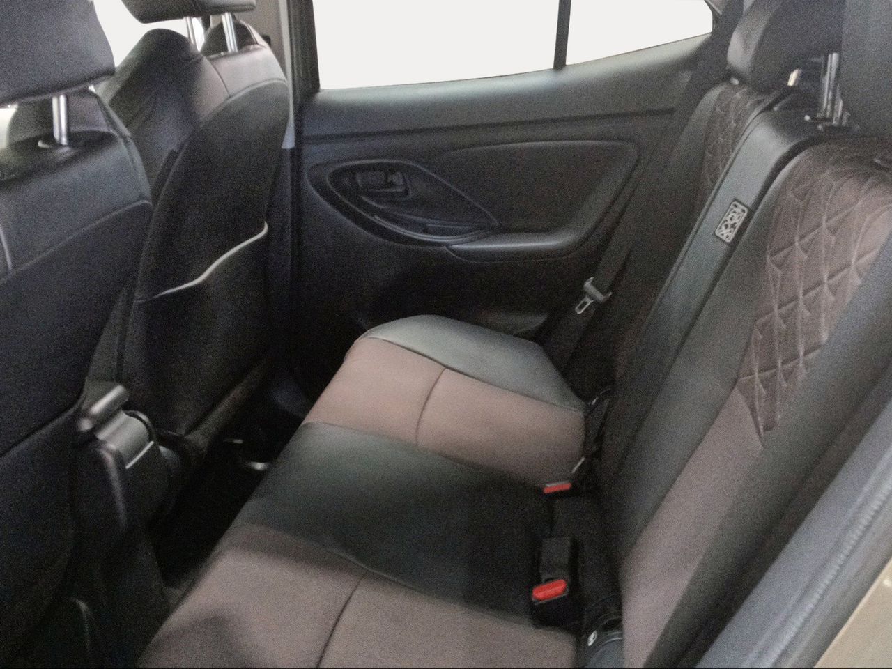 Toyota Yaris Cross 1.5 120H Style  - Foto 12