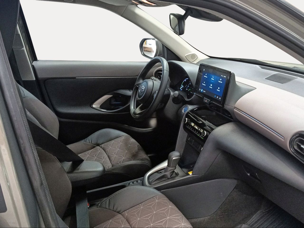Toyota Yaris Cross 1.5 120H Style  - Foto 7