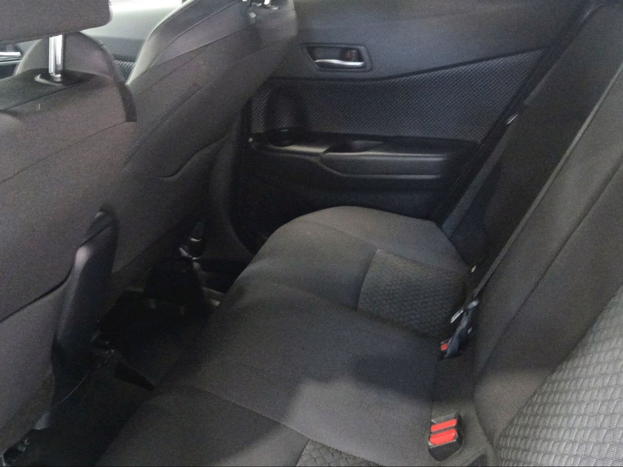 Toyota C-HR 1.8 125H Advance  - Foto 12
