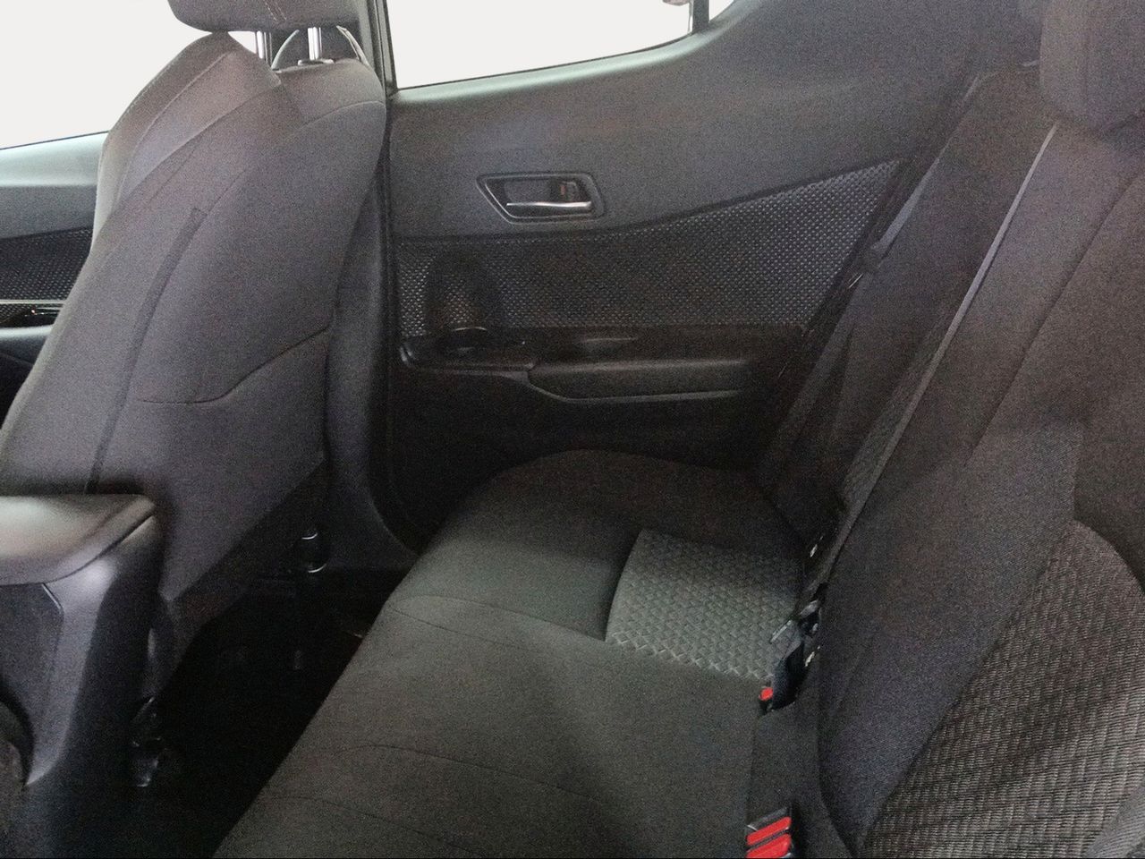 Toyota C-HR 1.8 125H Advance  - Foto 12