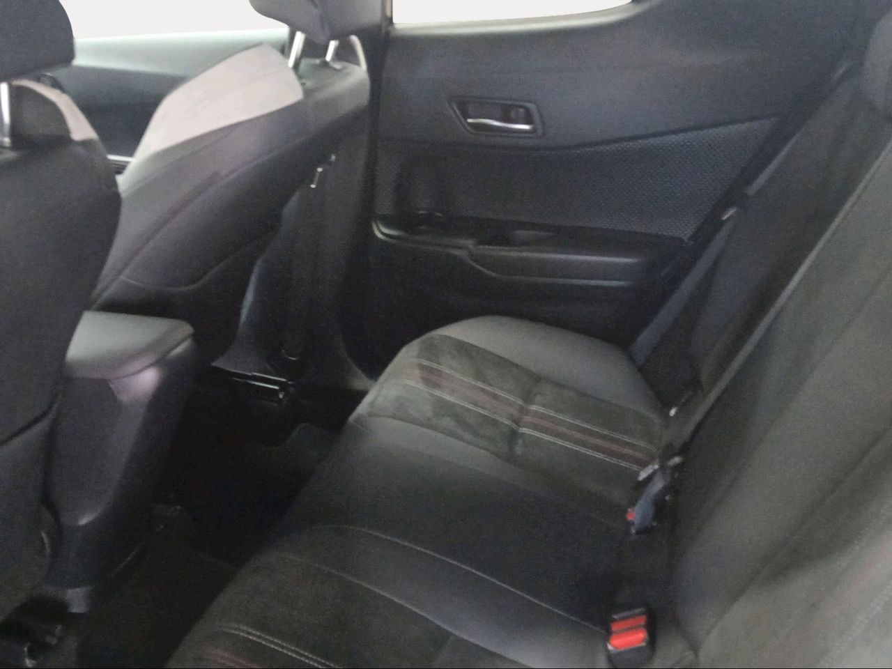 Toyota C-HR 2.0 180H GR Sport  - Foto 12