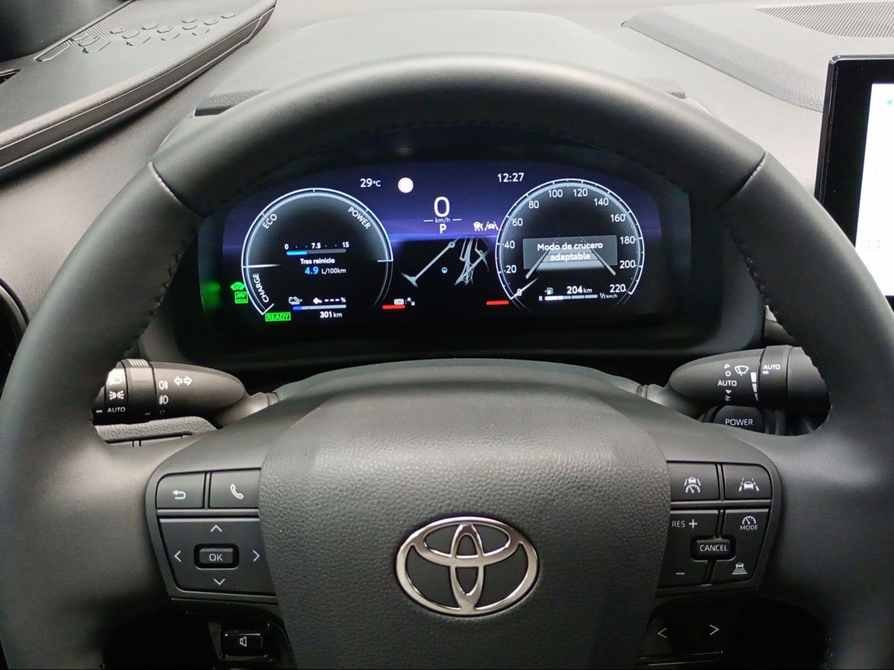 Toyota C-HR Advance Plug-in Hybrid 220 Skyview  - Foto 15