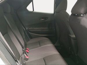 Toyota C-HR Advance Plug-in Hybrid 220 Skyview  - Foto 9