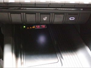 Toyota C-HR Advance Plug-in Hybrid 220 Skyview  - Foto 23