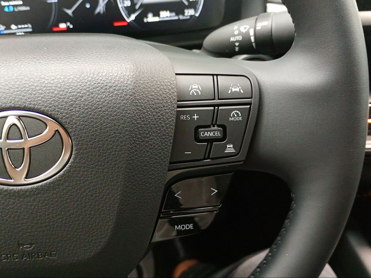 Toyota C-HR Advance Plug-in Hybrid 220 Skyview  - Foto 22