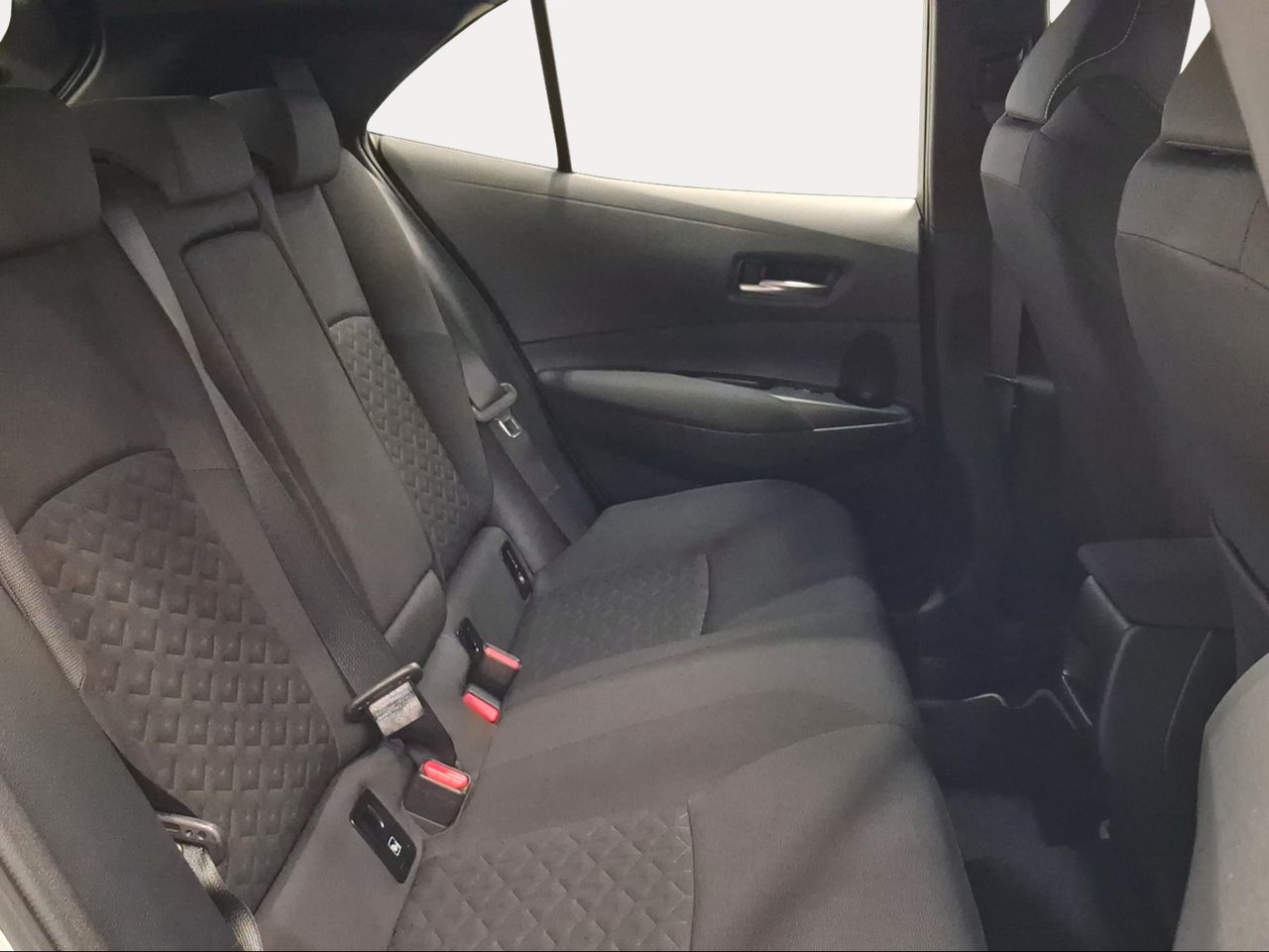 Toyota Corolla 1.8 125H ACTIVE TECH E-CVT  - Foto 8