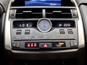 Lexus NX 2.5 300h Premium 2WD  - Foto 15