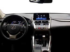 Lexus NX 2.5 300h Premium 2WD  - Foto 9