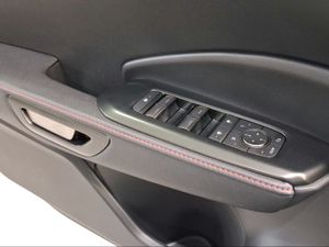 Lexus LBX 1.5 136cv HEV Elegant Black  - Foto 18