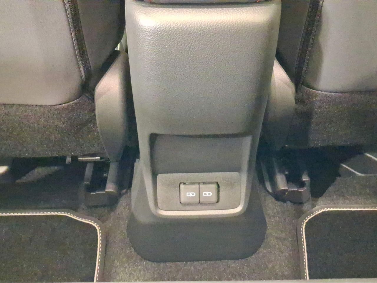 Lexus LBX 1.5 136cv HEV Elegant Black  - Foto 19
