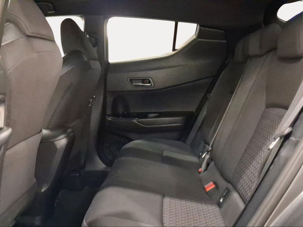 Toyota C-HR 1.8 125H Advance  - Foto 12