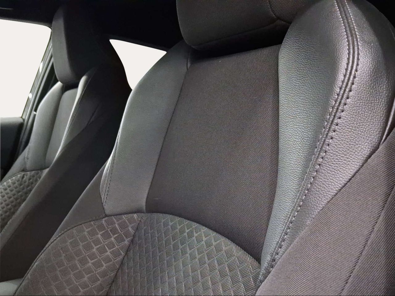 Toyota C-HR 1.8 125H Advance  - Foto 24