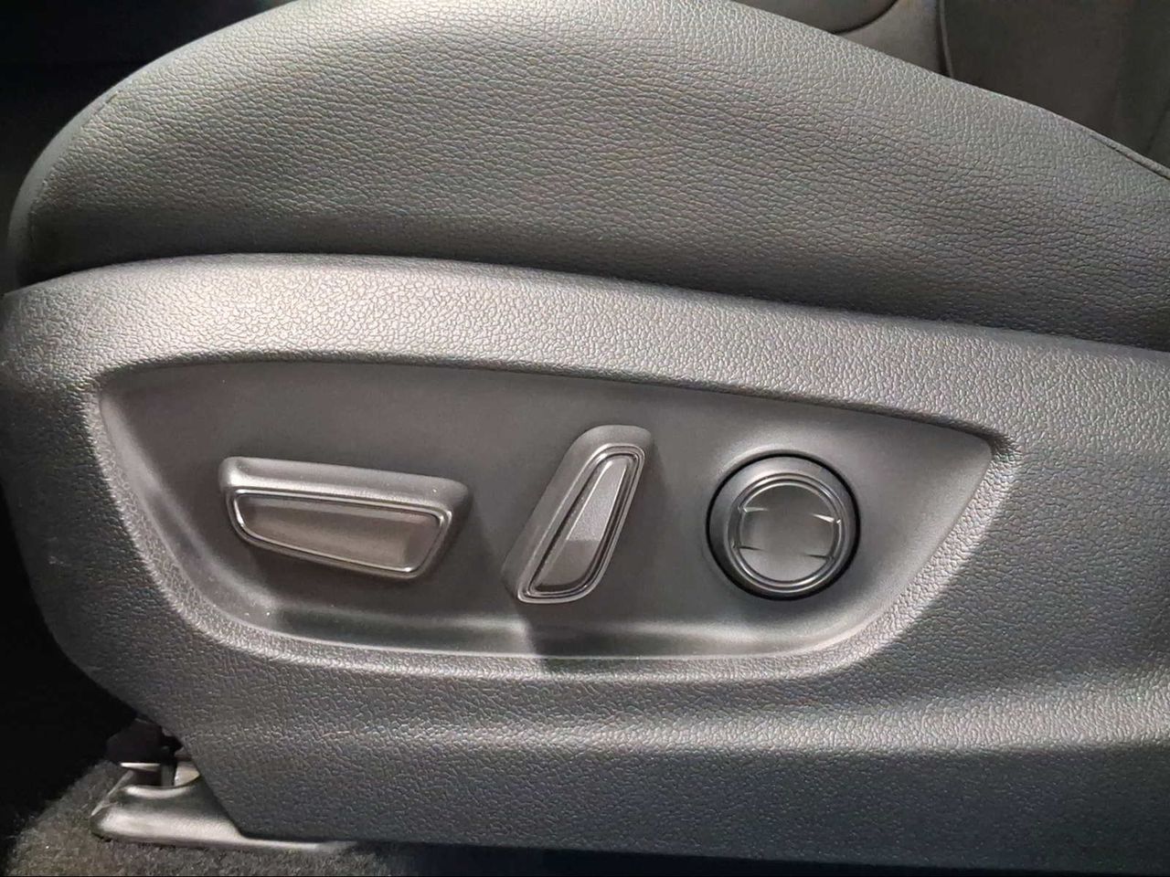 Toyota C-HR GR Sport Hybrid 140 Skyview  - Foto 25