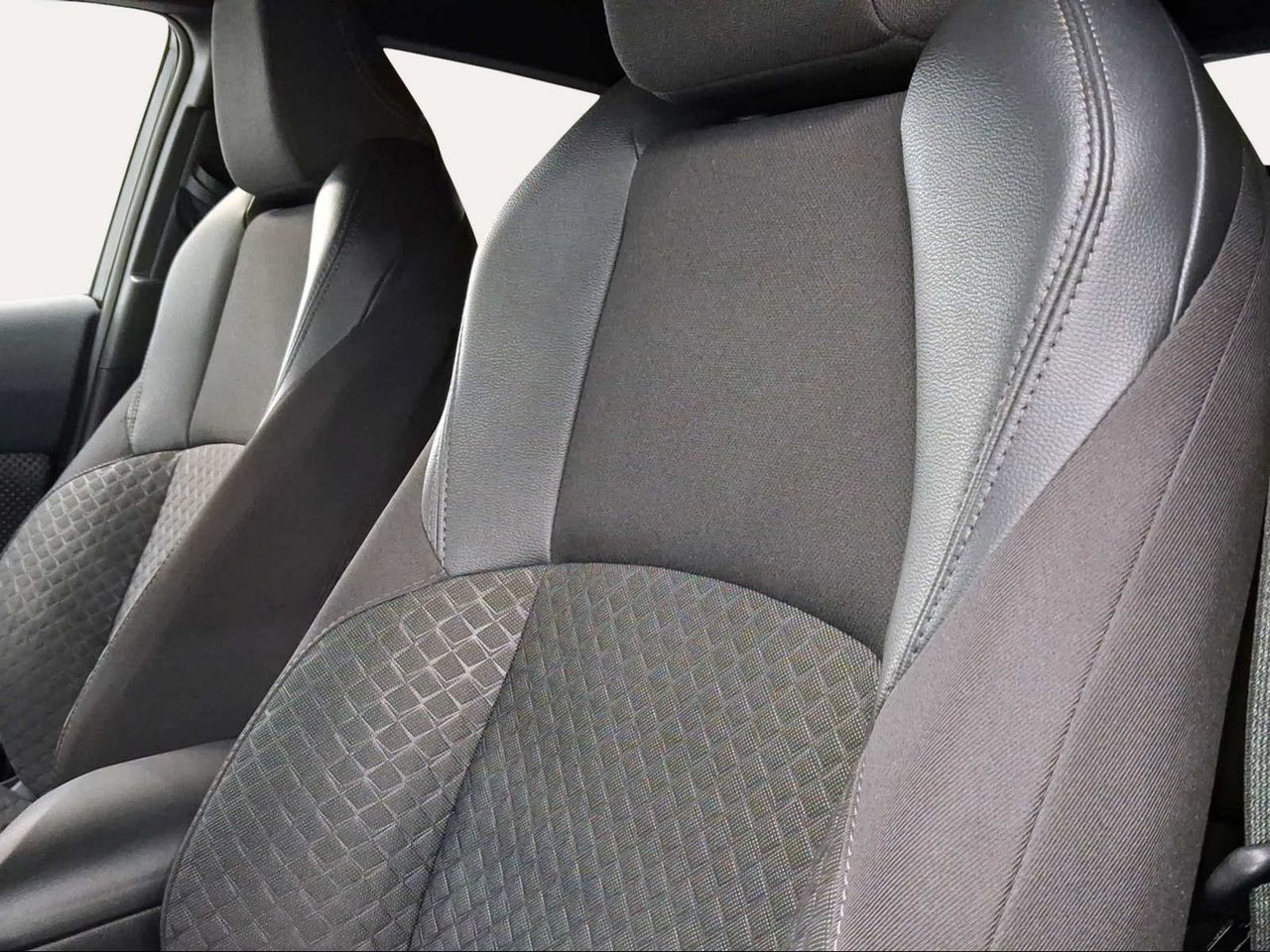 Toyota C-HR 1.8 125H Advance  - Foto 22