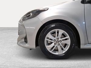 Toyota Yaris 1.5 120H Active Tech  - Foto 17