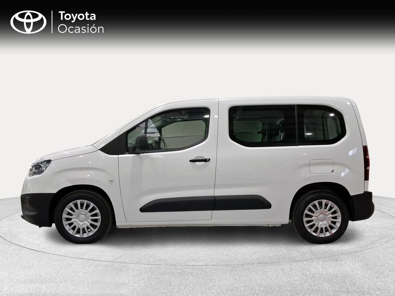 Toyota Proace City Verso Combi GX L1 1PL 1.5D 100CV 5MT  - Foto 4