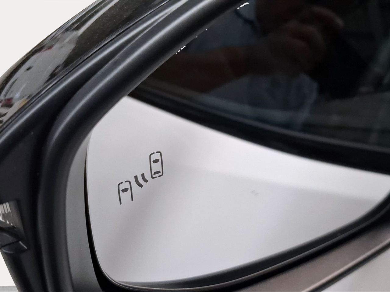 Toyota C-HR Advance Plug-in Hybrid 220 Skyview  - Foto 28