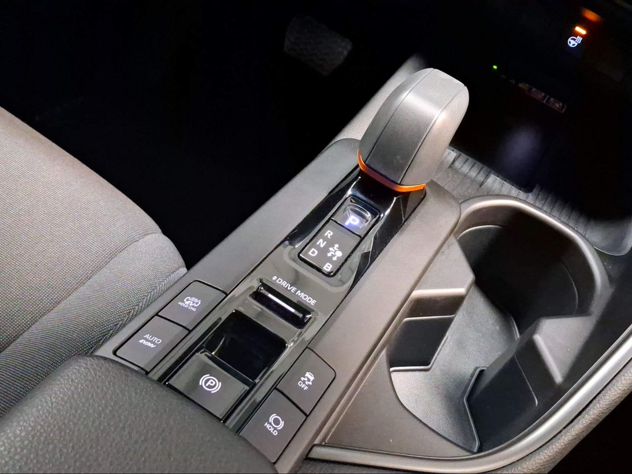 Toyota C-HR Advance Plug-in Hybrid 220 Skyview  - Foto 22