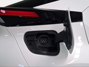 Toyota C-HR Advance Plug-in Hybrid 220 Skyview  - Foto 7